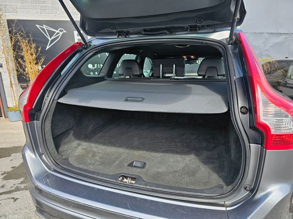 VOLVO XC60 R-DESIGN // EXCELLENT SERVICE HISTORY 387587906