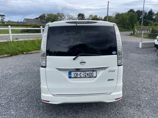 Nissan Serena 2013 hybrid 8 seater 387591392