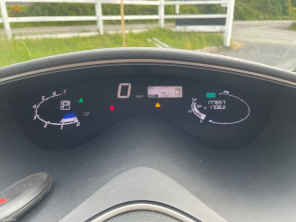 Nissan Serena 2013 hybrid 8 seater 387591402