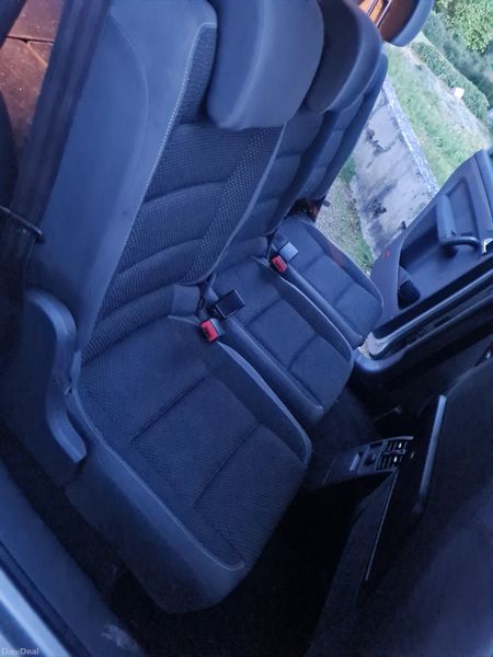 2010 Volkswagen Touran 1.6tdi 7 seater 387592156
