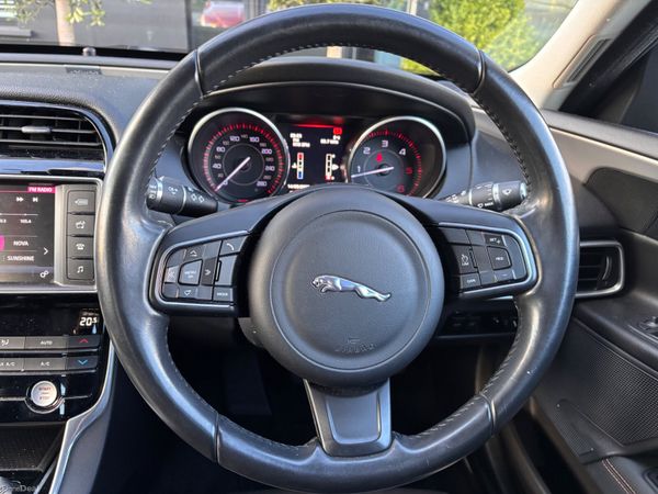 2016 Jaguar XE 2016*Only43500KM*Leather interior* 387595346
