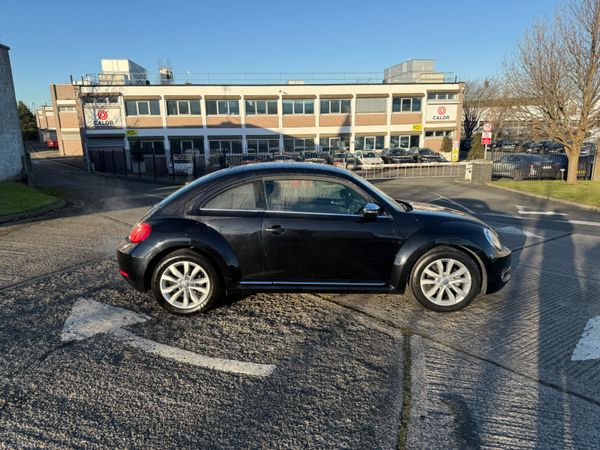 VOLKSWAGEN BEETLE 2013 AUTOMATIC 387524598