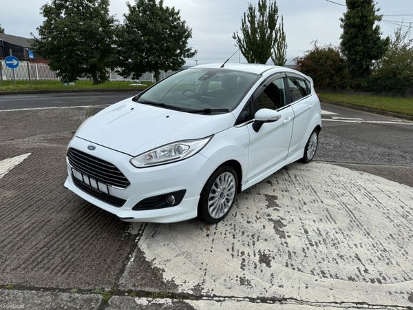 FORD FIESTA 2014 AUTOMATIC 387526248