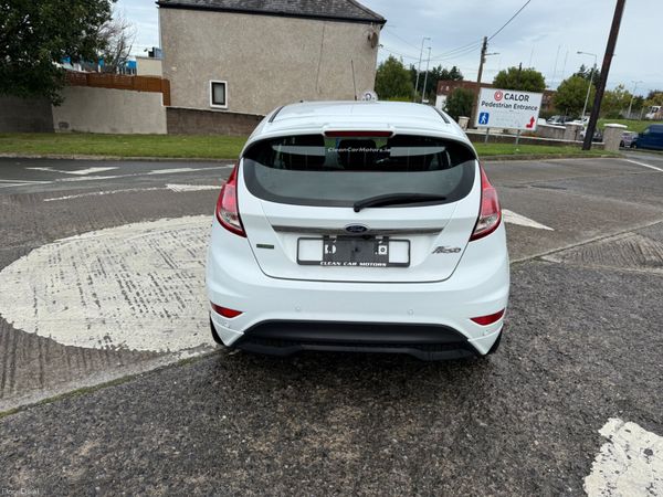 FORD FIESTA 2014 AUTOMATIC 387526254