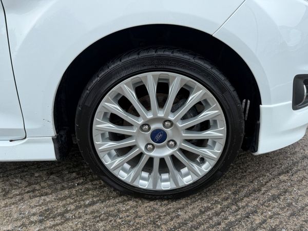 FORD FIESTA 2014 AUTOMATIC 387526258