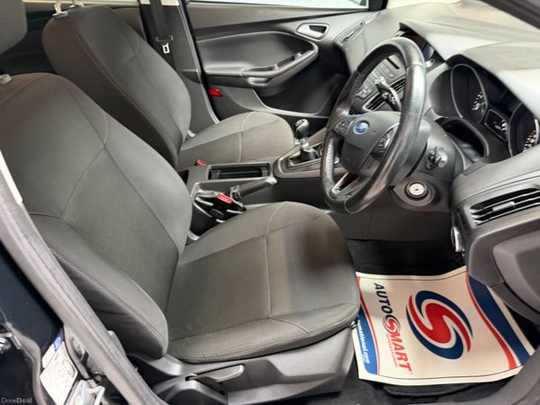 Ford Focus 2017 387685064