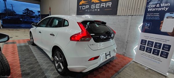 2013 Volvo V40 1.6 Petrol Automatic 387685266