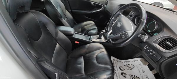 2013 Volvo V40 1.6 Petrol Automatic 387685306