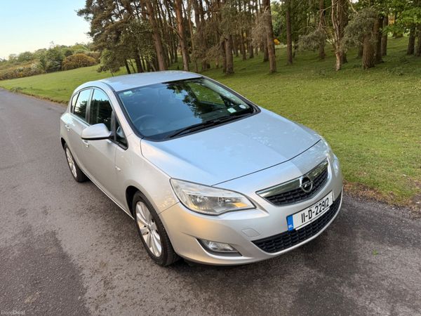 Opel Astra 2011 Diesel 387689186