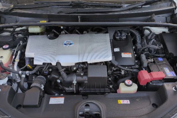 172- Toyota Prius 1.8 Petrol Hybrid 387690932