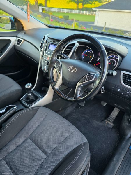 Hyundai i30 2016 387621740