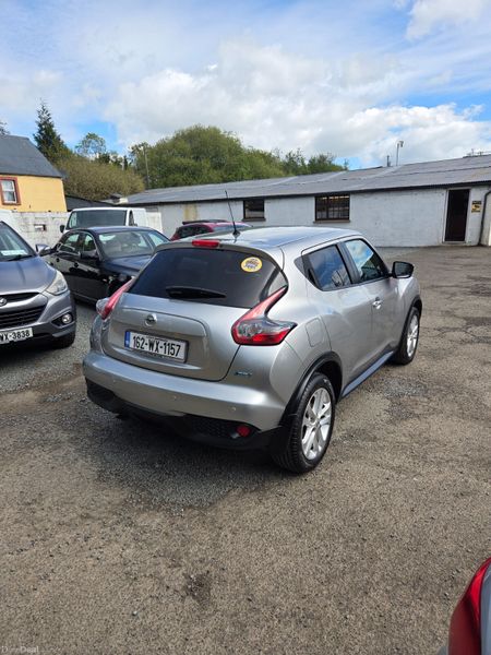Like New Low Mileage Nissan Juke 387622146
