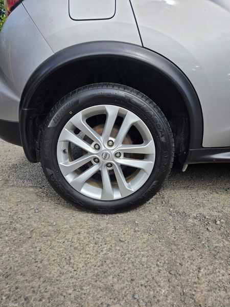 Like New Low Mileage Nissan Juke 387622154