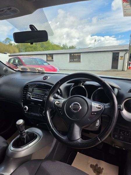 Like New Low Mileage Nissan Juke 387622156