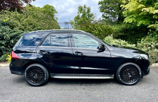 162  Mercedes-Benz GLE 250d Auto – Luxury SUV 387638386