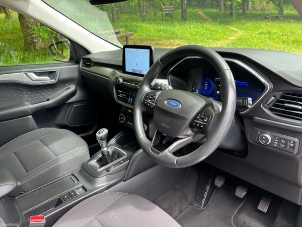 2021 Ford Kuga 1.5 diesel Titanium Model!! 387638878