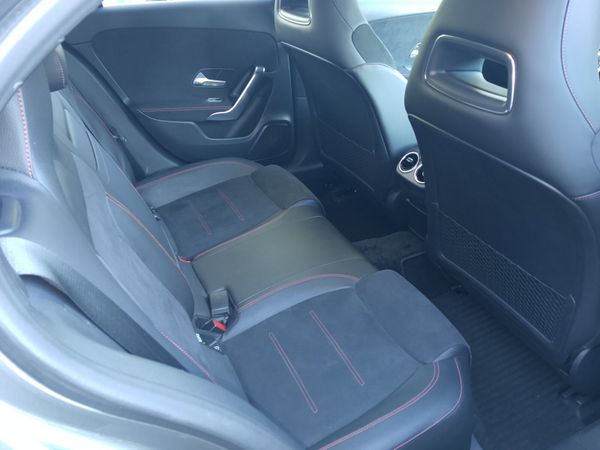 Mercedes A200d AMG Line 387774058