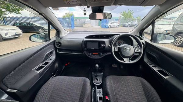 Toyota Vitz 1.5 Hybrid Petrol Auto 2017 387706980