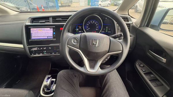 Honda Fit 1.5 Hybrid Petrol 2016 387707470