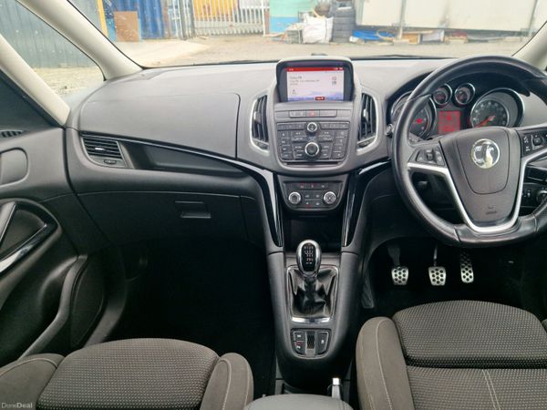 Vauxhall Zafira Tourer 7 Seater 2016 387718754