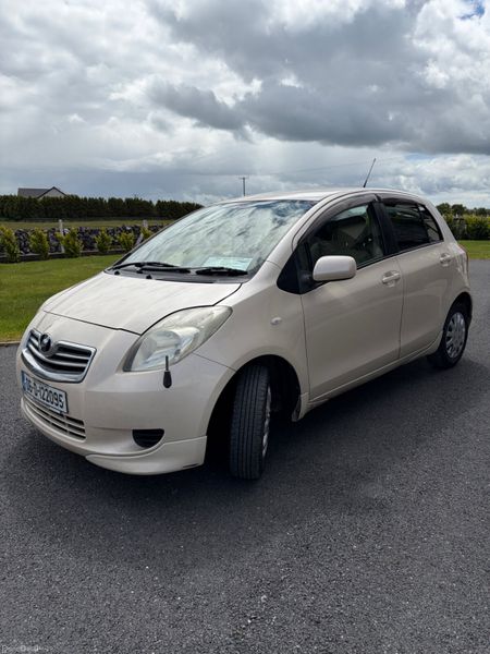 Toyota Vitz 2006 387721360