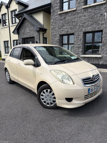 Toyota Vitz 2006 387721362