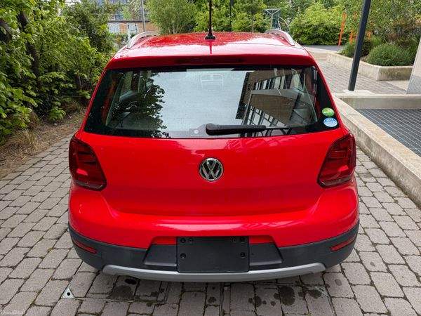 Volkswagen Polo Cross 2017 387726196