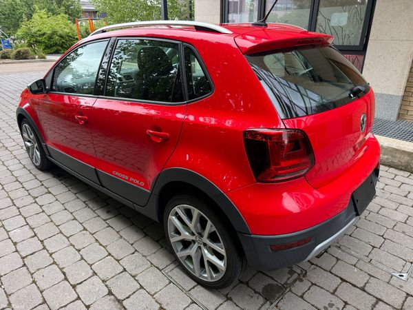 Volkswagen Polo Cross 2017 387726198