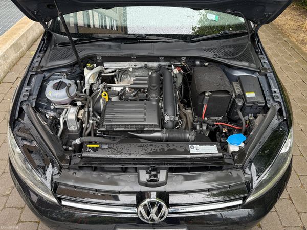 Volkswagen Golf 2015 387728332