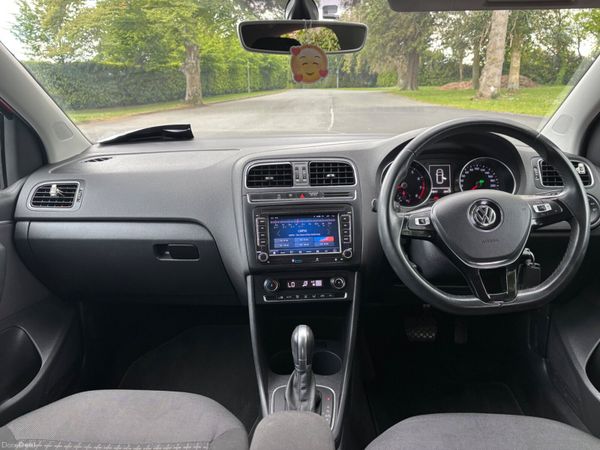 Volkswagen Polo 2016 387728942