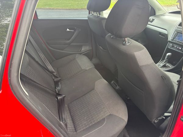 Volkswagen Polo 2016 387728944