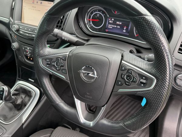 Opel Insignia SRI Estate 387730102