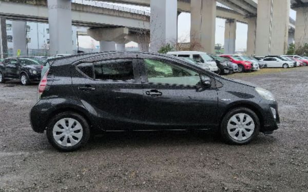 2015 Toyota Aqua 1.5 Petrol Hybrid 387731946