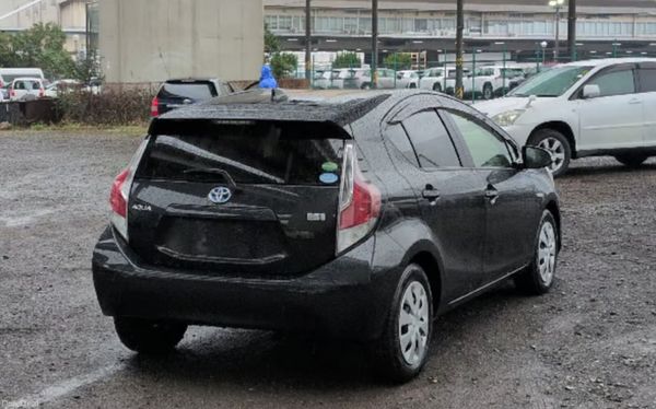 2015 Toyota Aqua 1.5 Petrol Hybrid 387731936