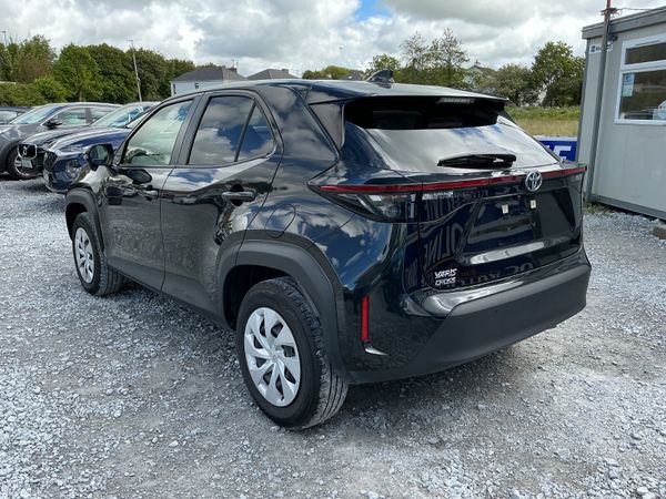 2025 TOYOTA YARIS CROSS 1.5 PETROL AUTOMATIC 387735384