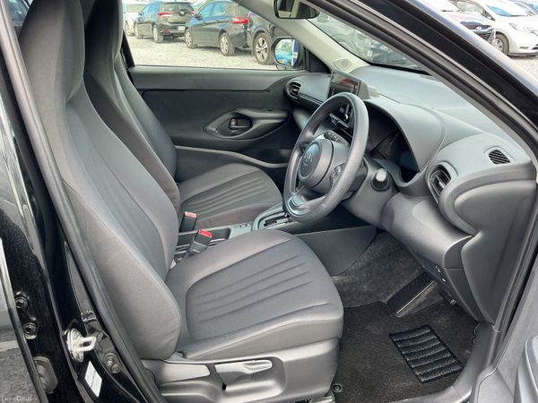 2025 TOYOTA YARIS CROSS 1.5 PETROL AUTOMATIC 387735856