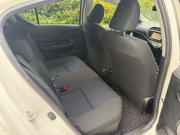 Toyota Aqua 2015 Hybrid 387844802
