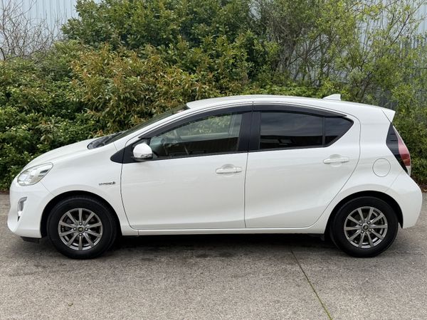 Toyota Aqua 2015 Hybrid 387844818
