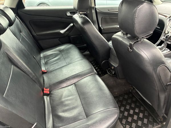 Ford Mondeo *Automatic* 387881190