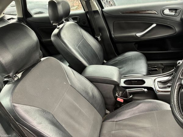 Ford Mondeo *Automatic* 387881224