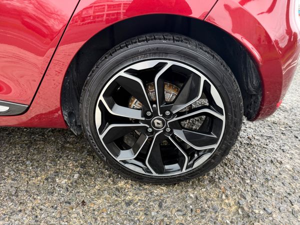 RENAULT CLIO 2018 1.2 PETROL AUTO HIGH SPEC 387820620