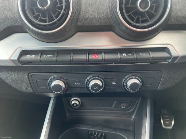 2017 (172) Audi Q2 S Line 1.6 TDI 387831890