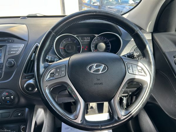 Hyundai ix35 Executive 2015 387951174
