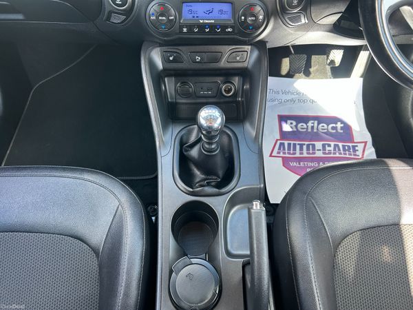 Hyundai ix35 Executive 2015 387951198