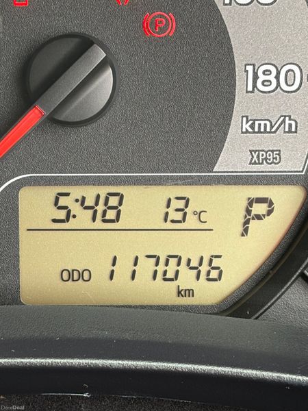 Toyota Vitz 2014 387958194