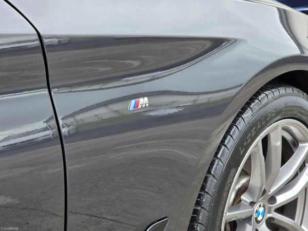 BMW 5-Series 2018 M- SPORT 387978636