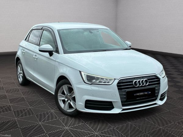 Audi A1  *Automatic* 387916848