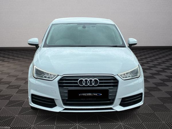 Audi A1  *Automatic* 387916802