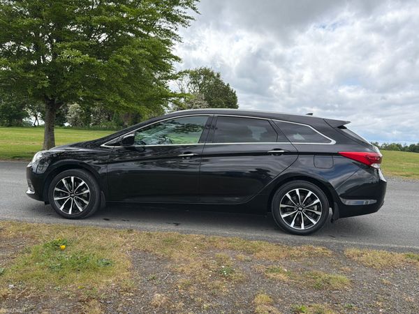 Hyundai i40 2017 comfort plus Low Mileage 388046792