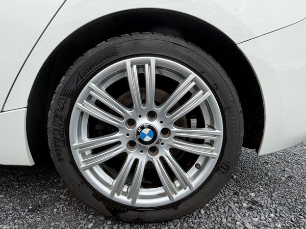16 BMW 118D M SPORT 388047144